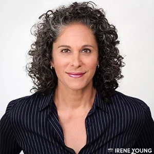 Dana Goldberg Headshot